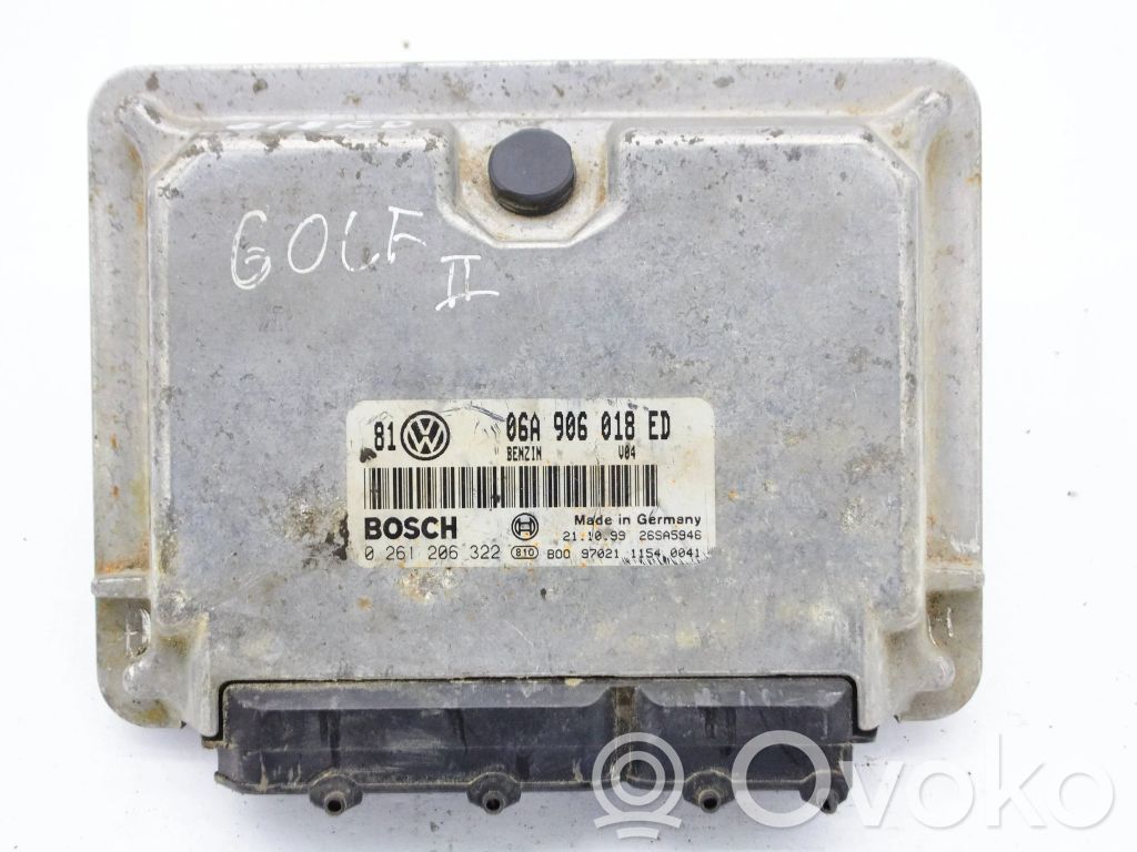 Volkswagen Golf IV Engine control unit/module 