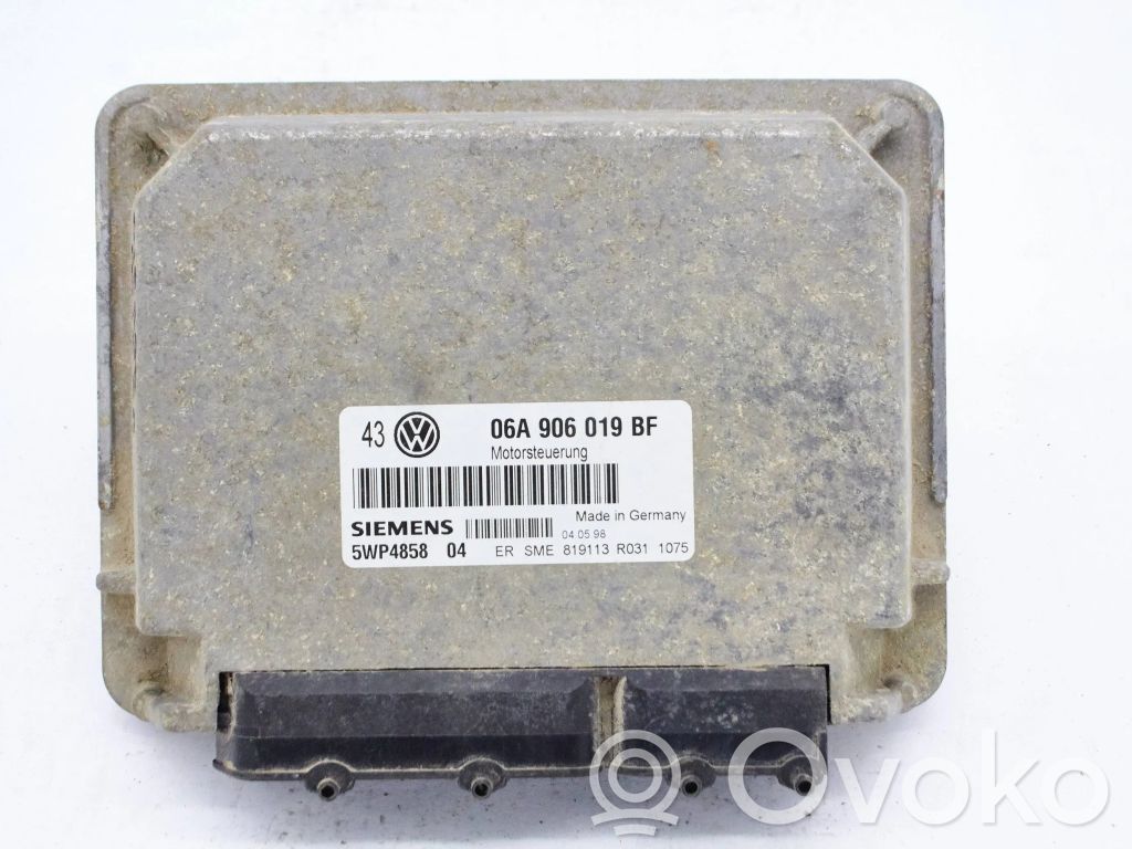 Volkswagen Golf IV Engine control unit/module 