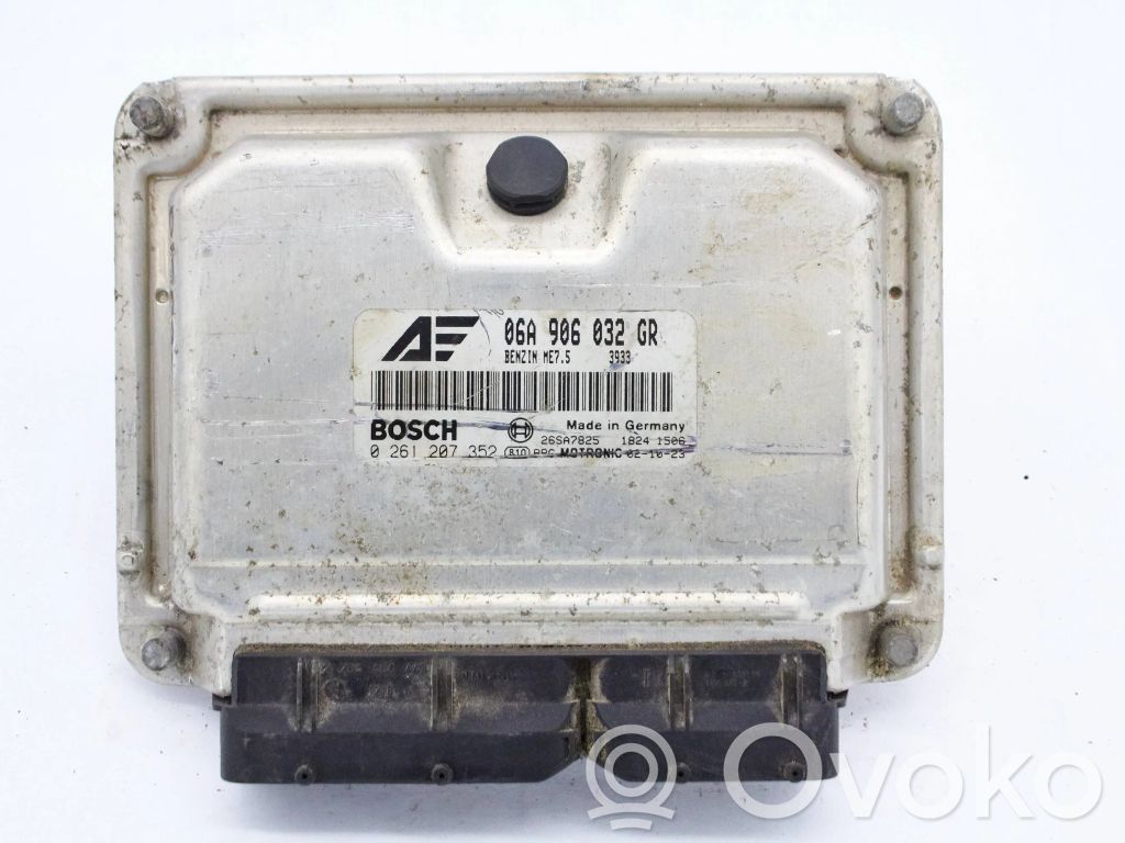 Volkswagen Sharan Engine control unit/module 