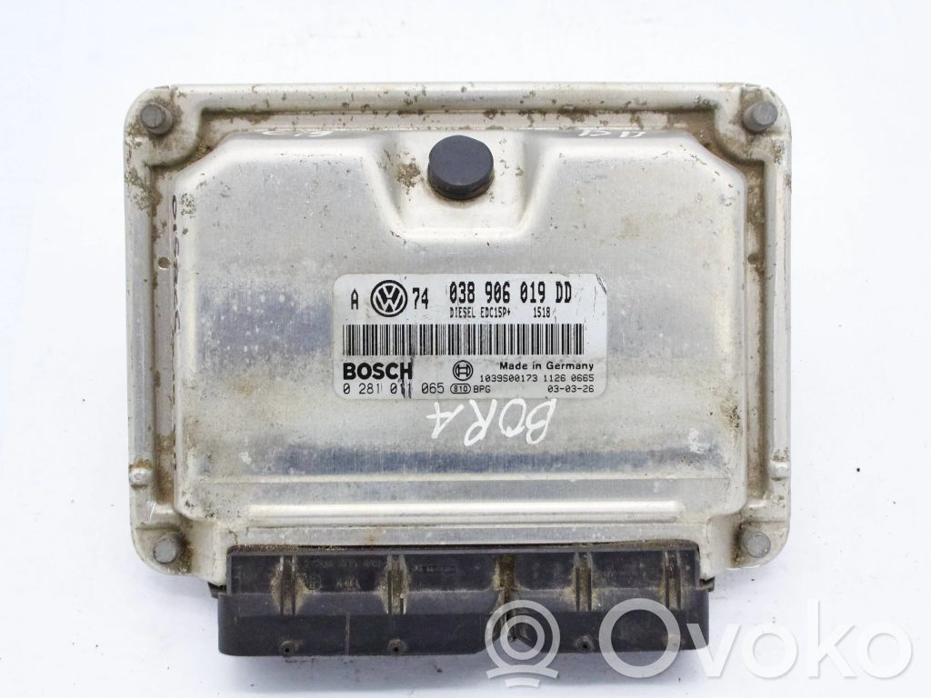 Volkswagen Bora Engine control unit/module 