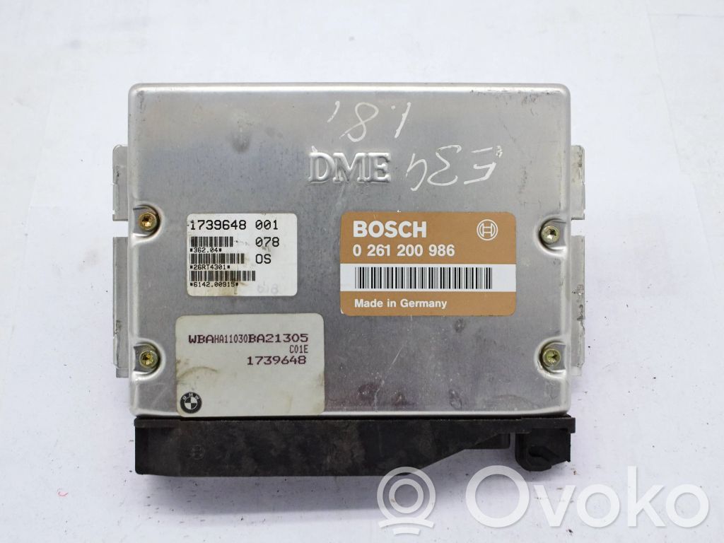 BMW 5 E34 Engine control unit/module 