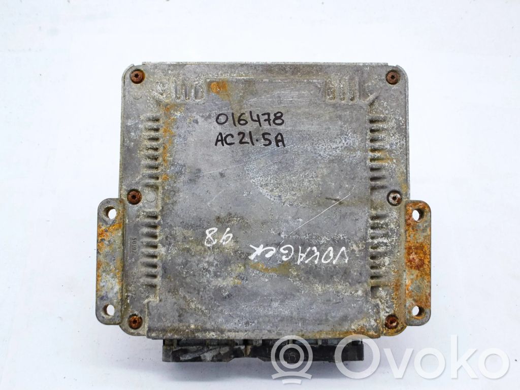 Engine control unit/module   P04727661AD