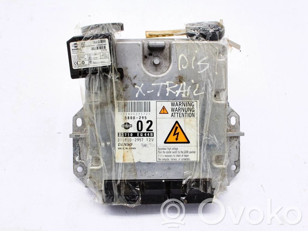 Nissan X-Trail T30 Engine control unit/module 