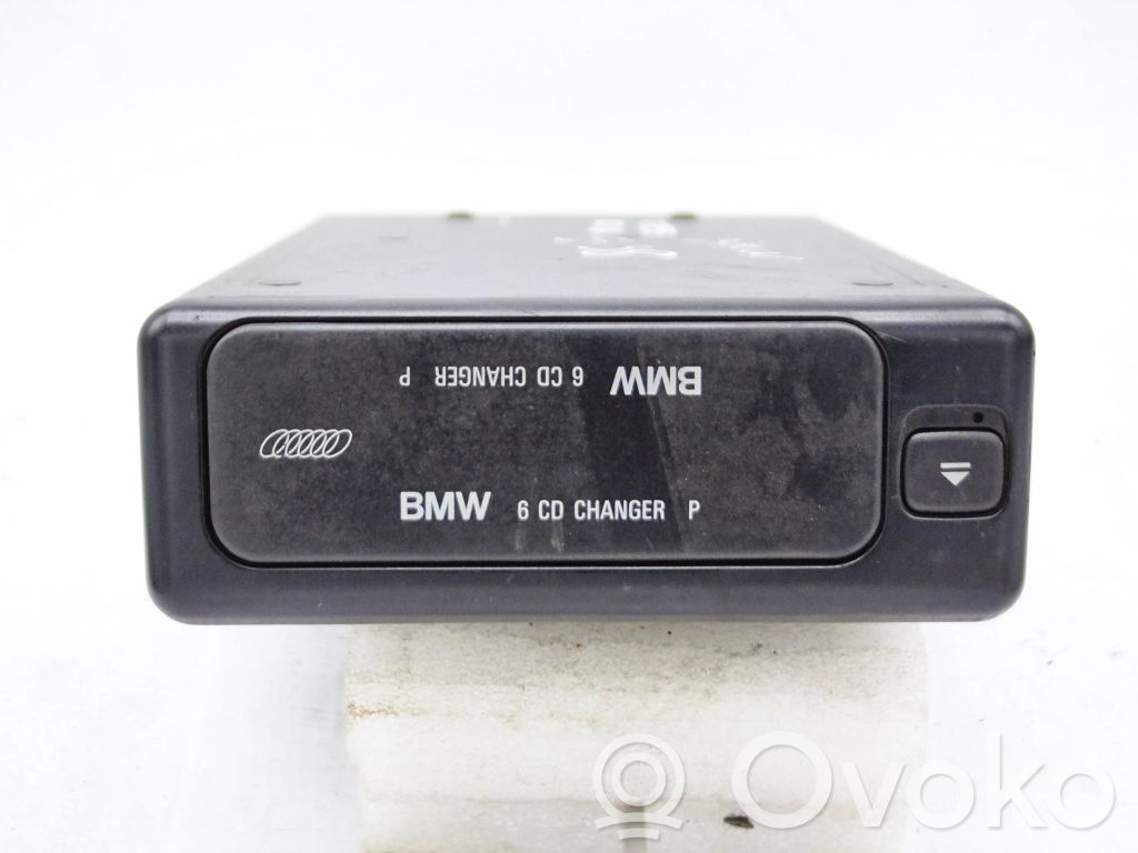 BMW 7 E38 CD/DVD changer 