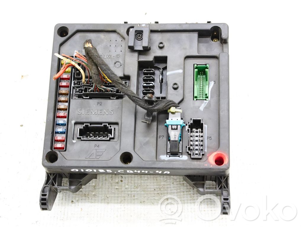 Ford Galaxy Fuse module 