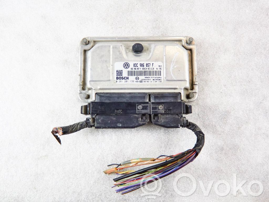 Skoda Fabia Mk2 (5J) Engine control unit/module 