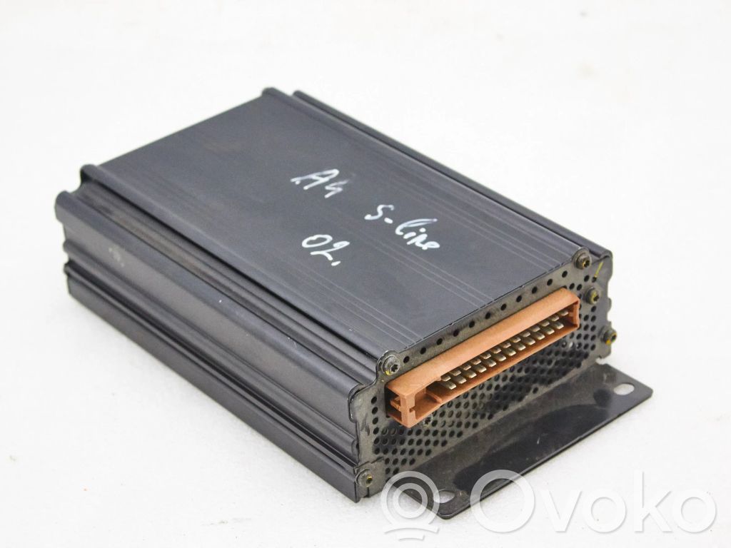 Audi A4 S4 B6 8E 8H Amplificatore 