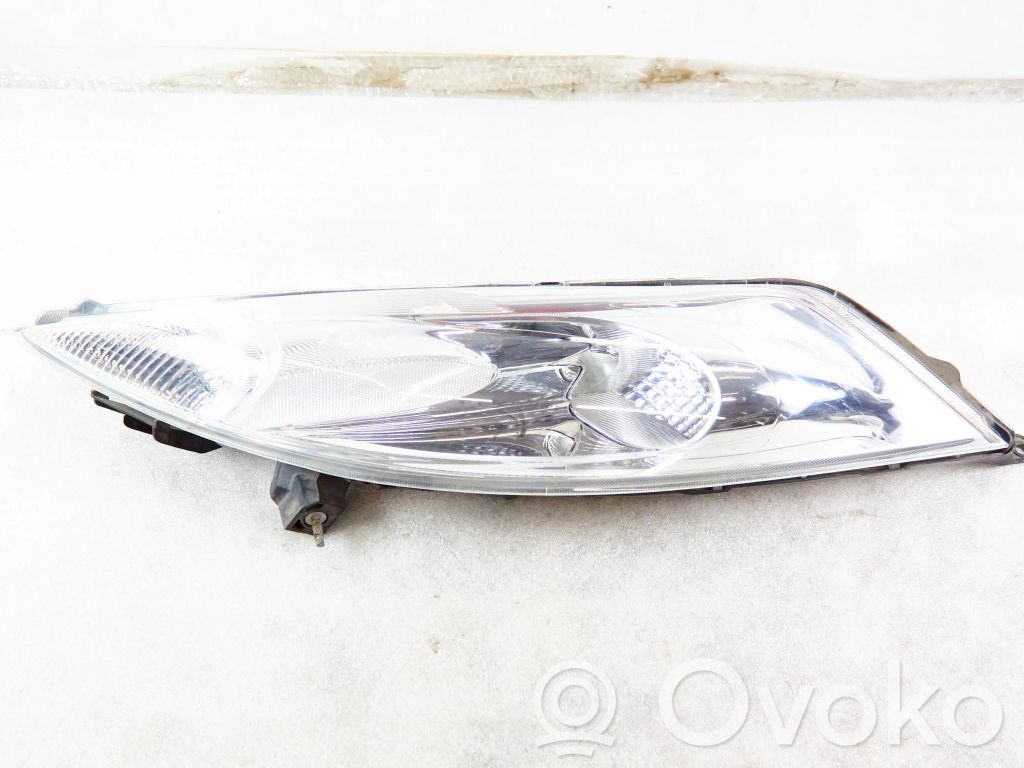 Nissan Juke I F15 Lampa przednia 