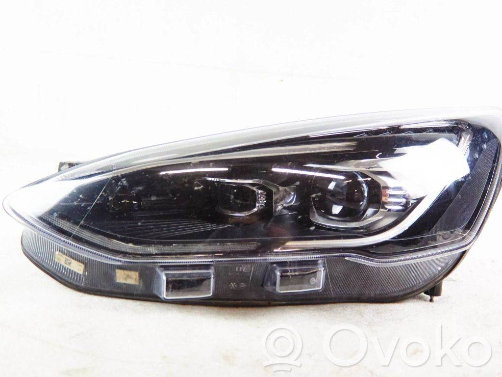 Ford Focus Headlight/headlamp 