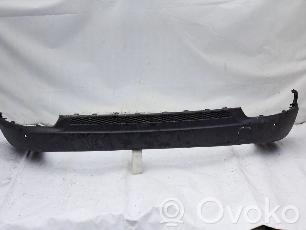 Jeep Compass Moldura inferior del parachoques trasero 