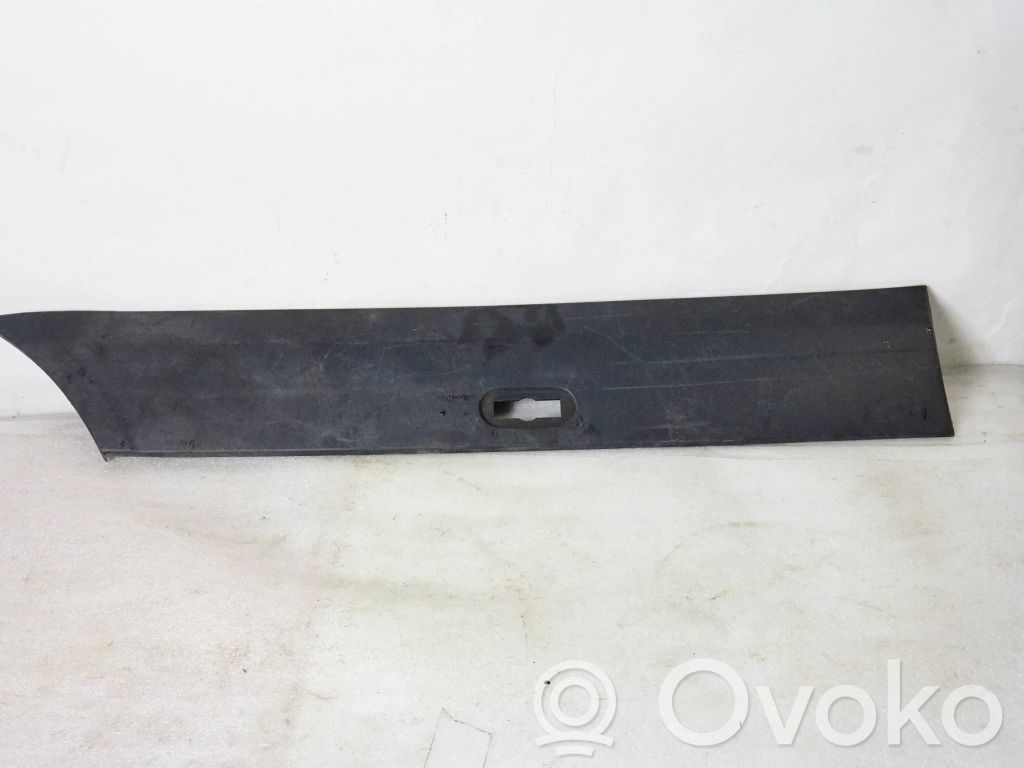 Mercedes-Benz Sprinter W906 Rivestimento portiera posteriore (modanatura) 