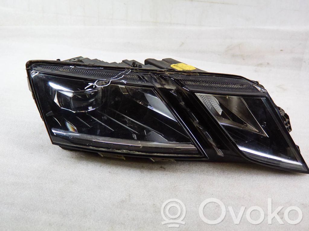 Skoda Octavia Mk3 (5E) Lampa przednia 