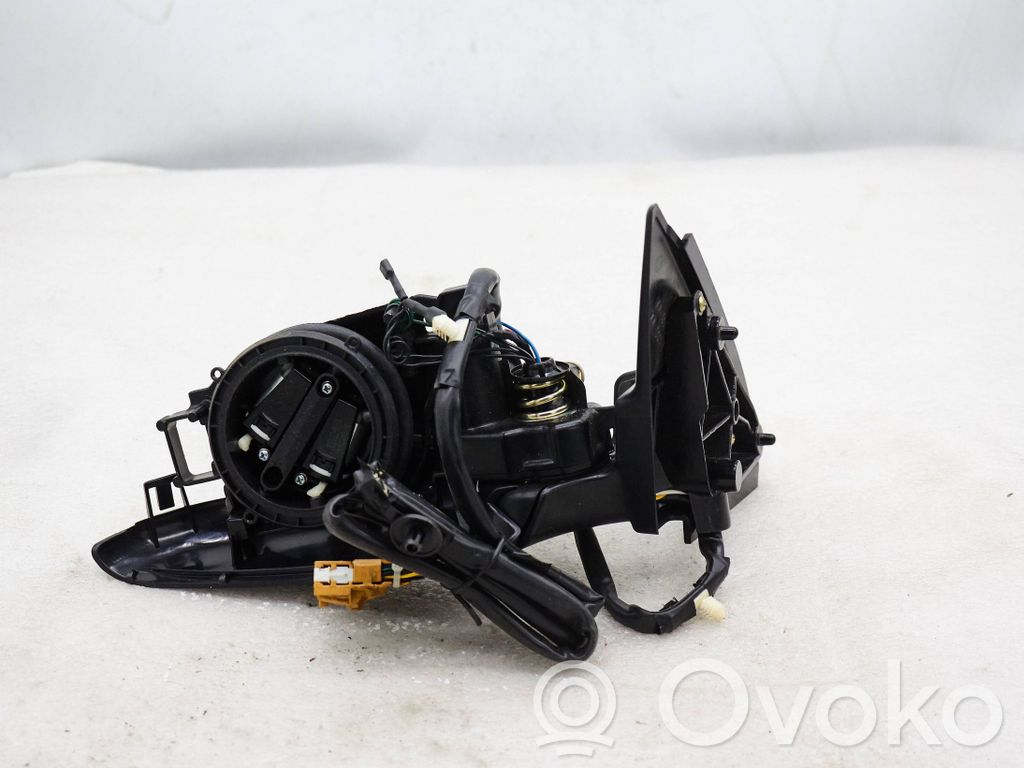 Audi A4 S4 B6 8E 8H Elektryczne lusterko boczne drzwi przednich 
