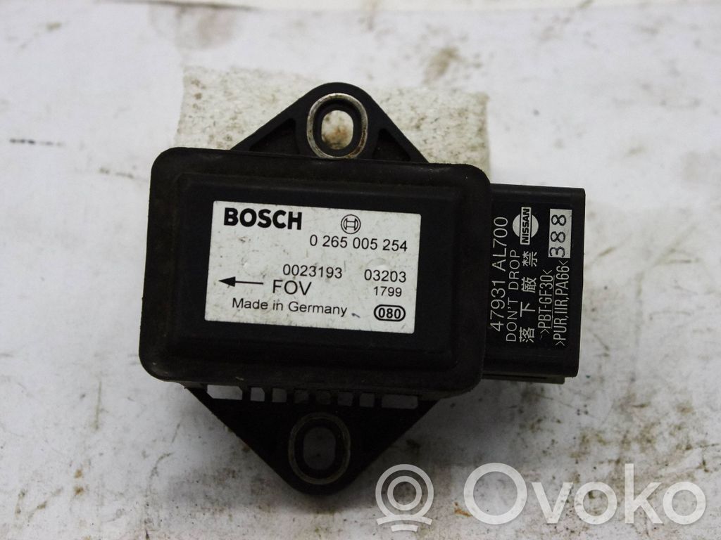 Nissan X-Trail T30 ESP acceleration yaw rate sensor 
