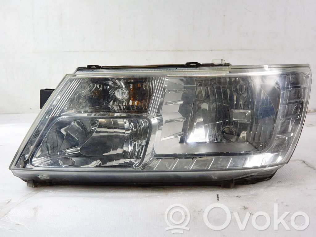Scheinwerfer   05067789AA