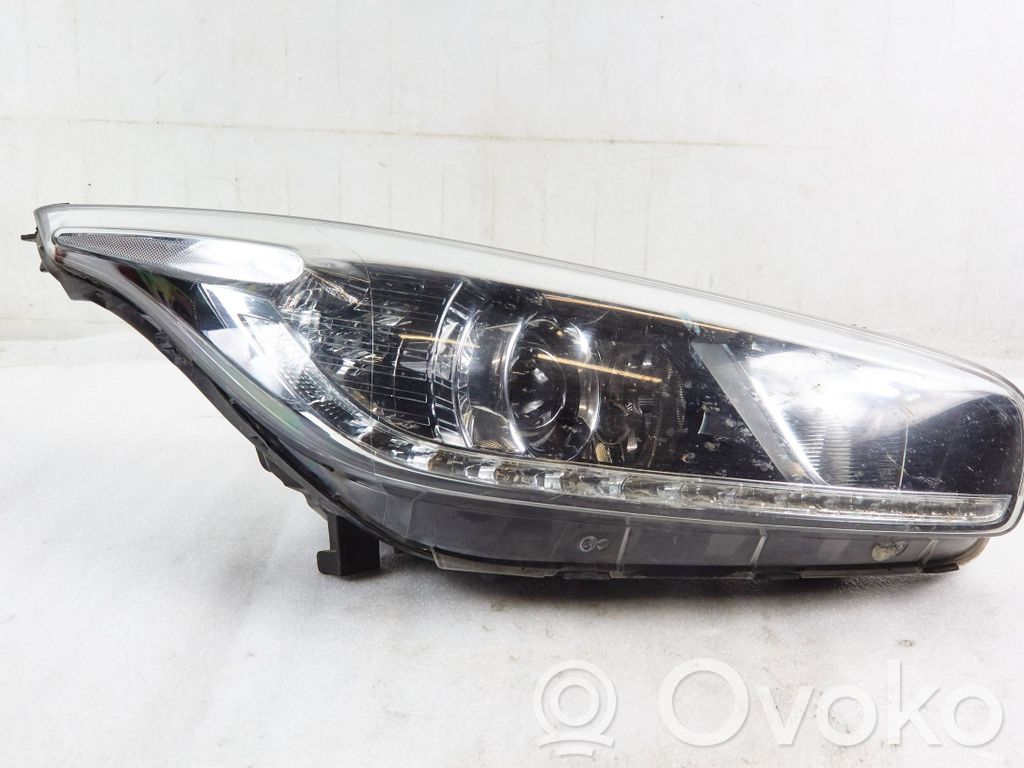 KIA Ceed Headlight/headlamp 