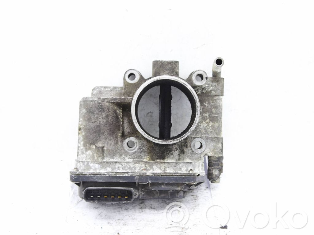 Throttle valve   RF7J136B0