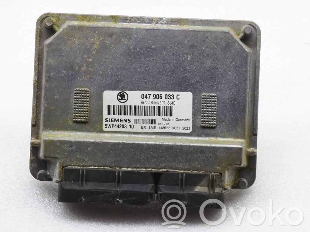 Engine control unit/module   047906033C,5WP44203