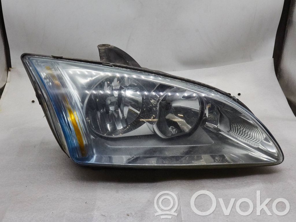 Ford Focus Scheinwerfer 