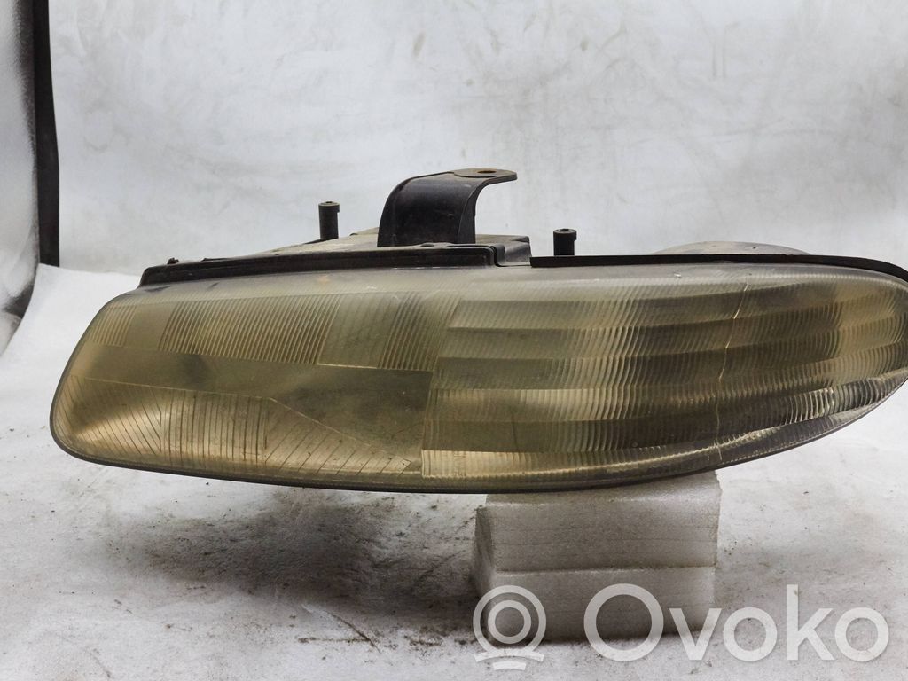 Chrysler Voyager Headlight/headlamp 