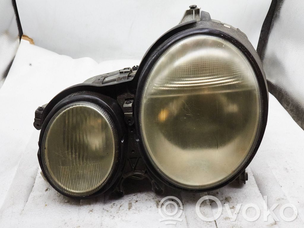 Mercedes-Benz E W210 Headlight/headlamp 