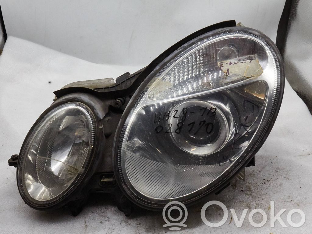 Mercedes-Benz E W211 Lampa przednia 