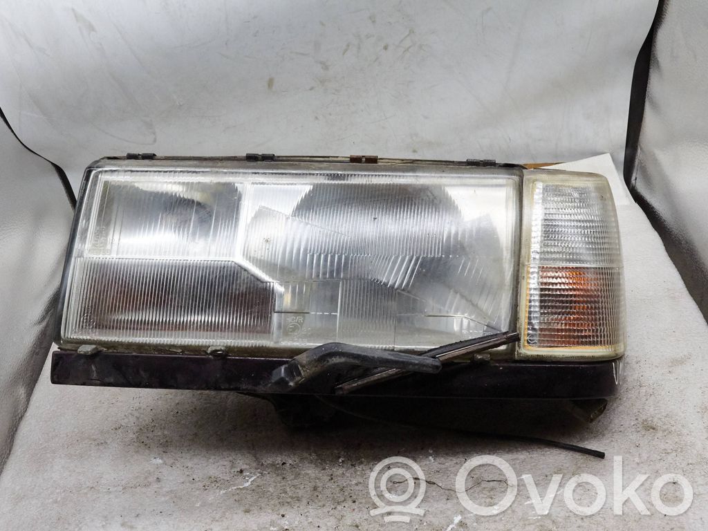 Volvo 940 Headlight/headlamp 