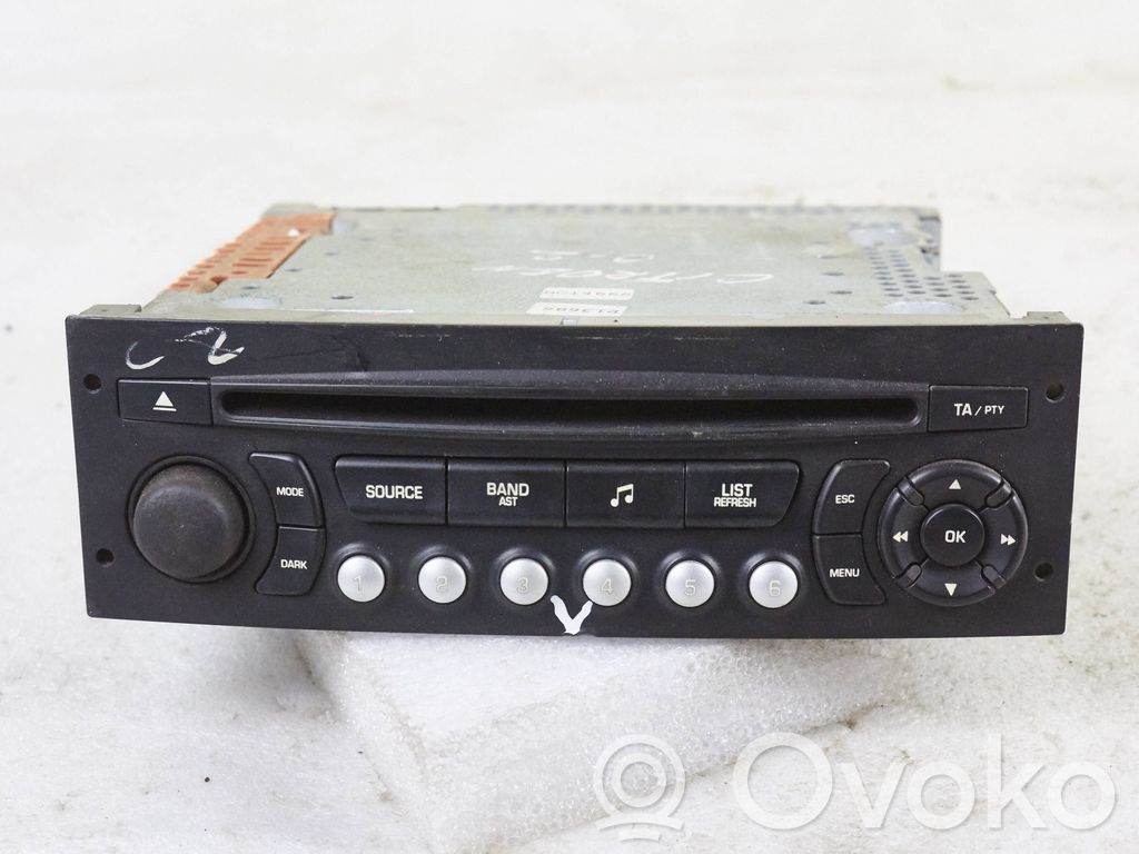 Peugeot 207 Radio/CD/DVD/GPS head unit 