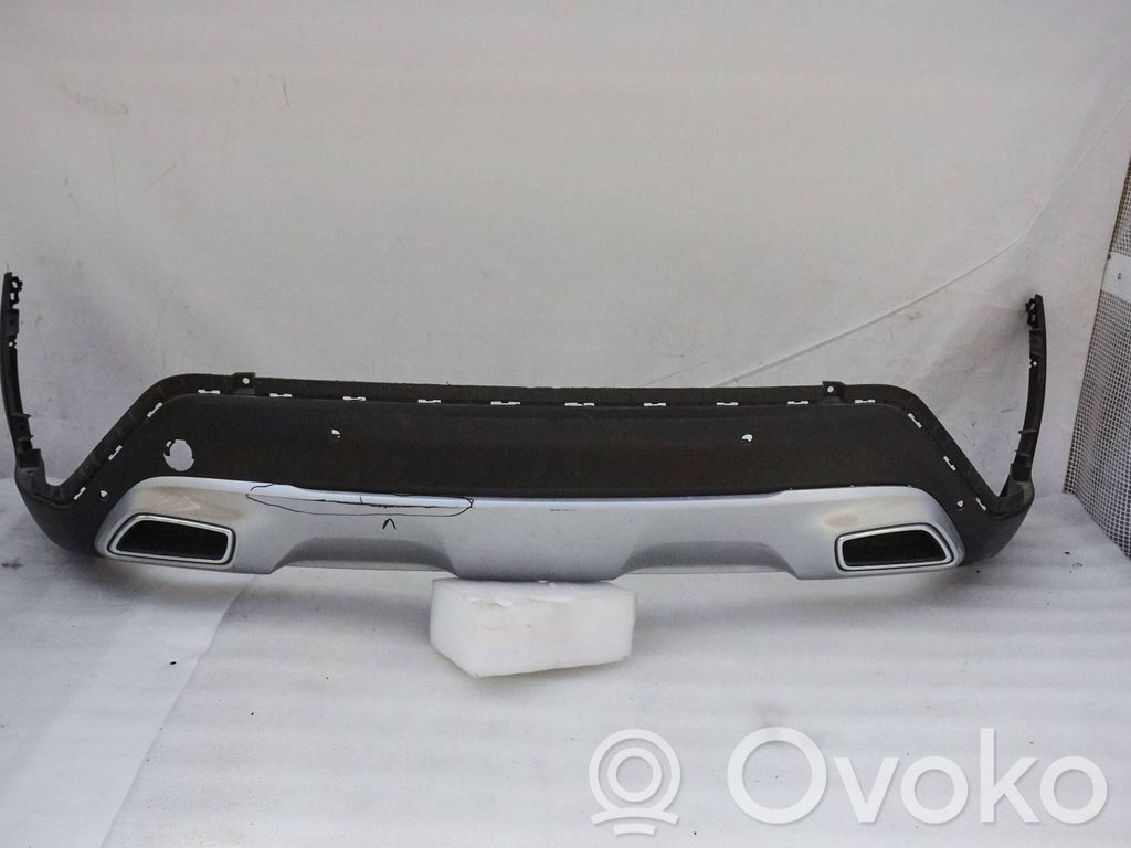 KIA Xceed Moldura inferior del parachoques trasero 