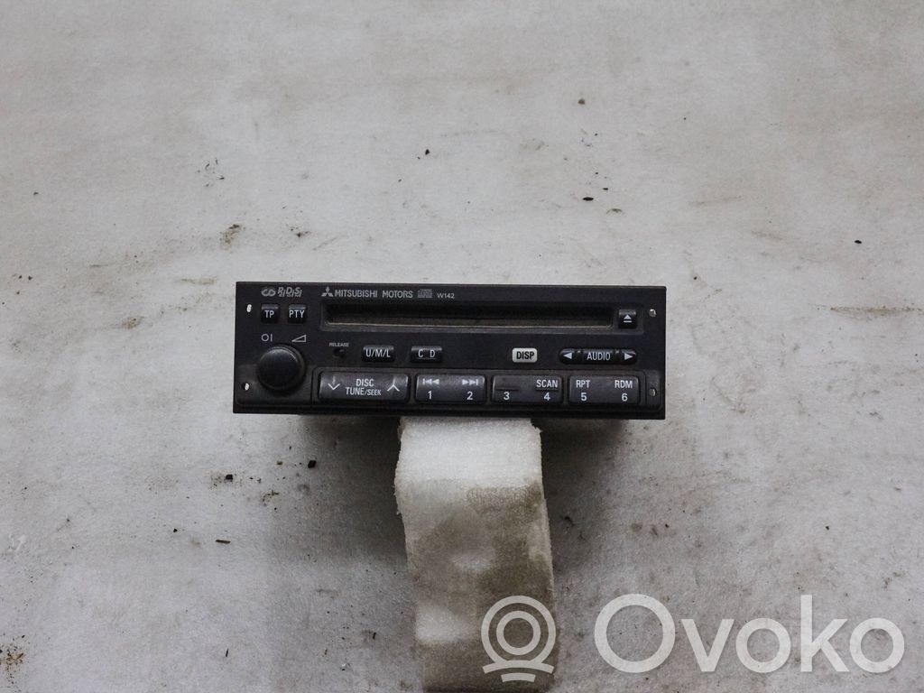 Mitsubishi Pajero Panel / Radioodtwarzacz CD/DVD/GPS 