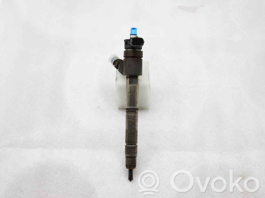 Opel Insignia B Inyector de combustible 