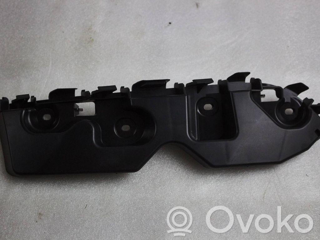 Front bumper mounting bracket   622230010R