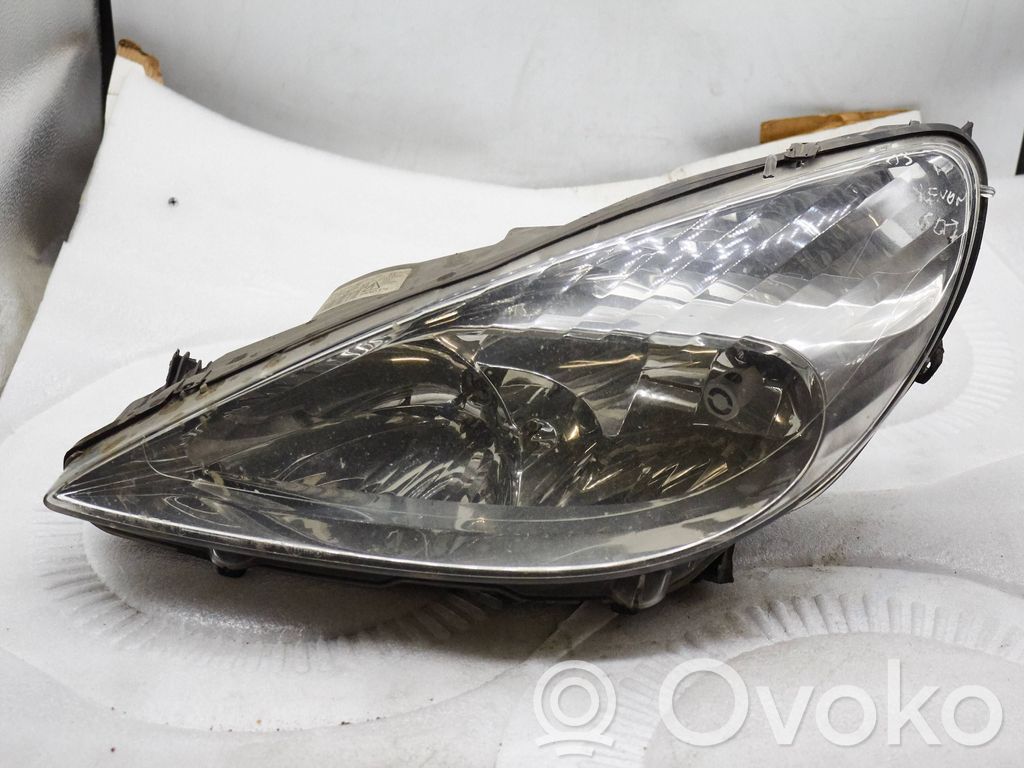 Peugeot 607 Headlight/headlamp 