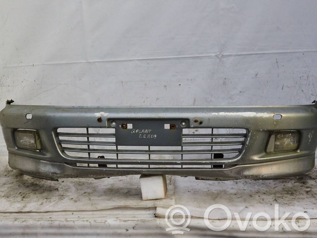 Mitsubishi Galant Zderzak przedni 