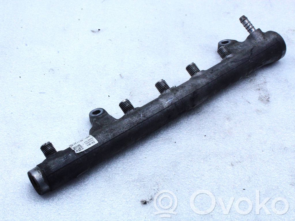 Volkswagen Golf VI Polttoainepääputki 