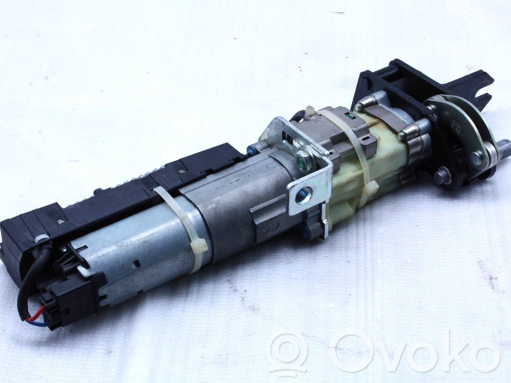 Volkswagen PASSAT B7 Silniczek pompy hydraulicznej klapy tylnej bagażnika 