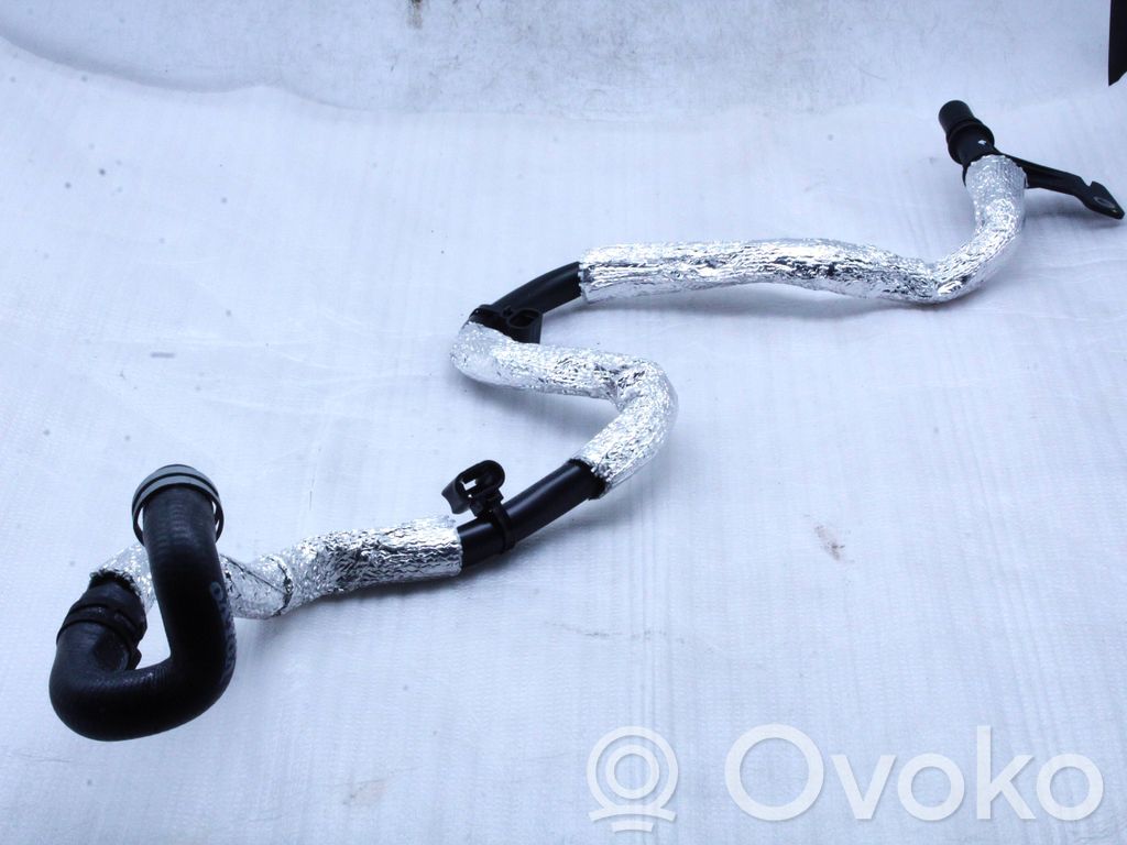 Volvo XC60 Tubo flessibile del liquido di raffreddamento del motore 