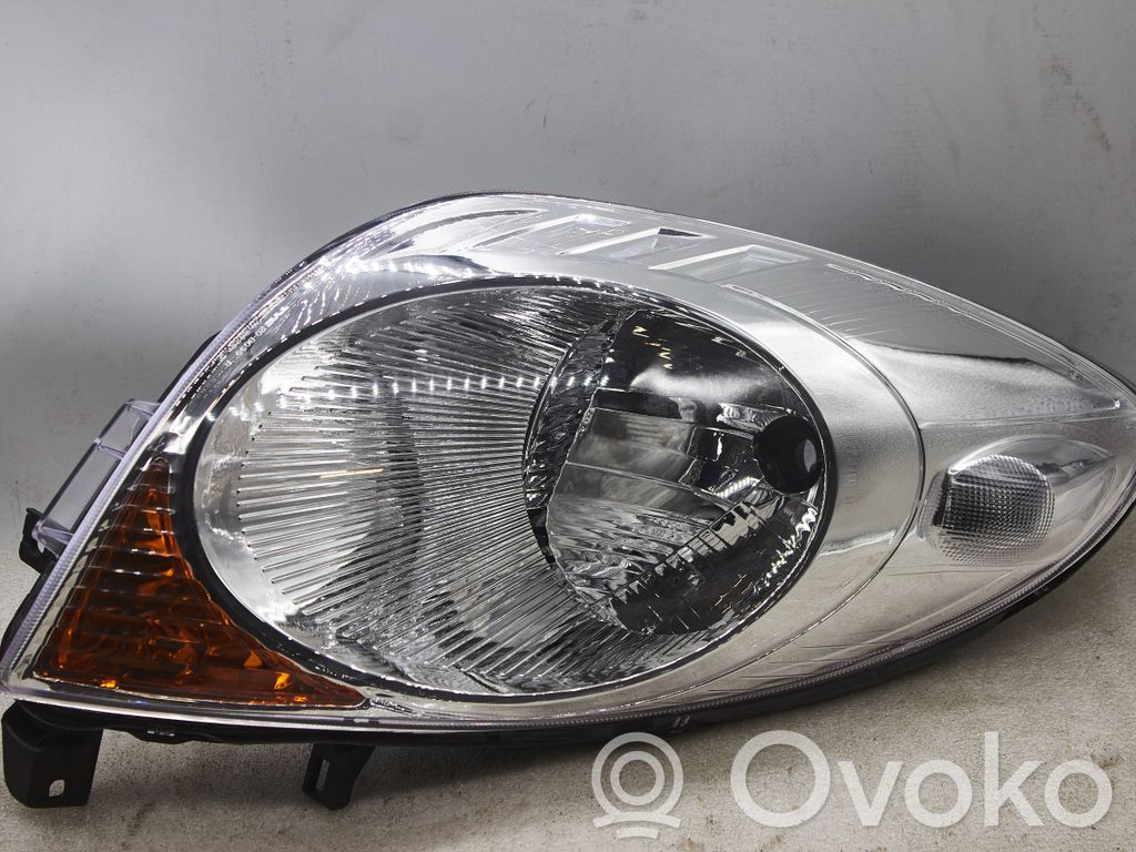 Nissan Note (E11) Headlight/headlamp 