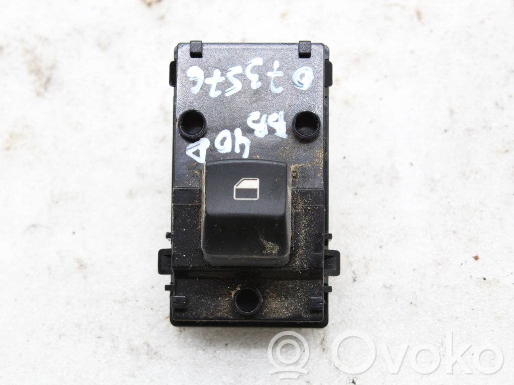 KIA Ceed Electric window control switch 