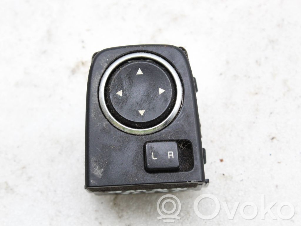 KIA Ceed Wing mirror switch 