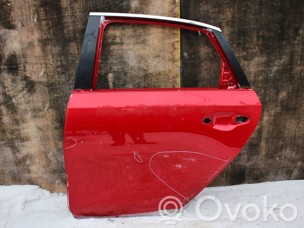 KIA Ceed Galinės durys 