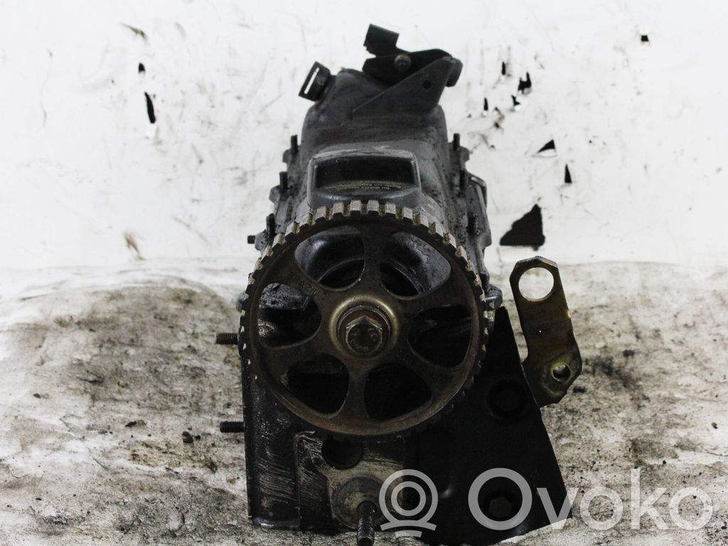 Volkswagen PASSAT B4 Engine head 