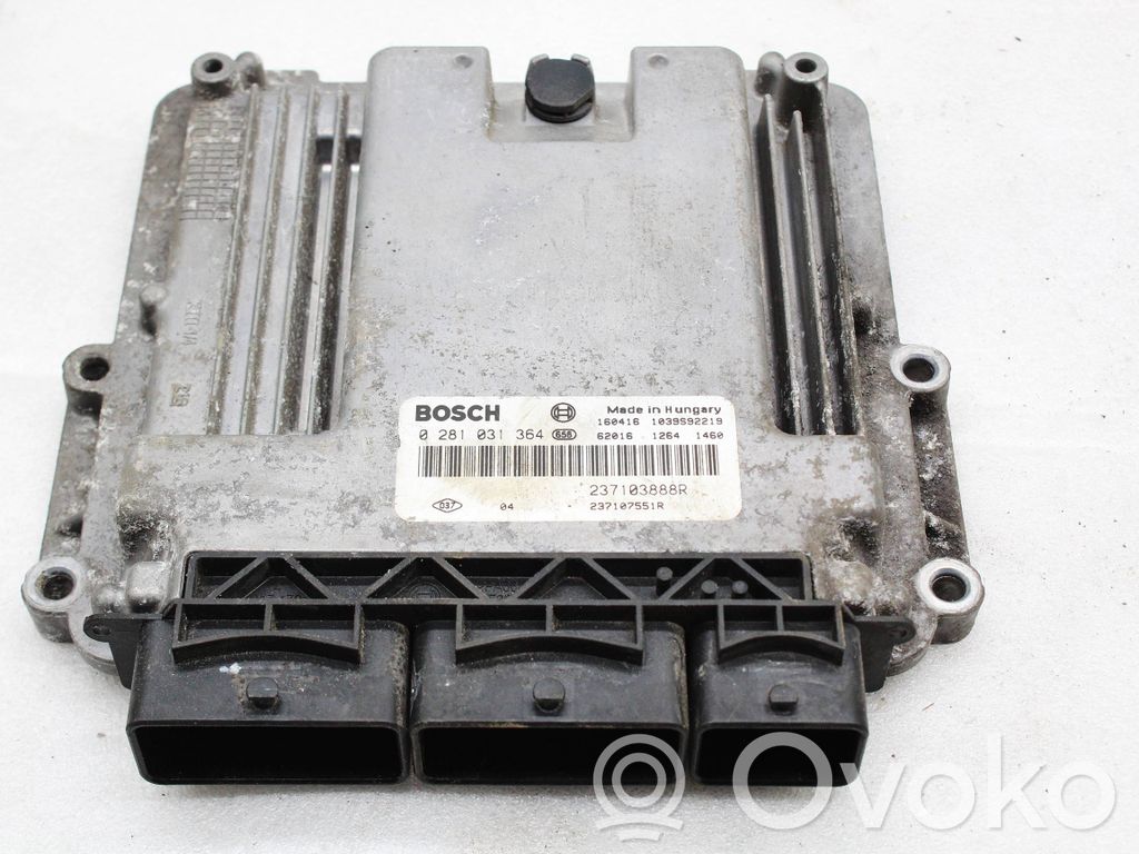Renault Trafic III (X82) Engine control unit/module 