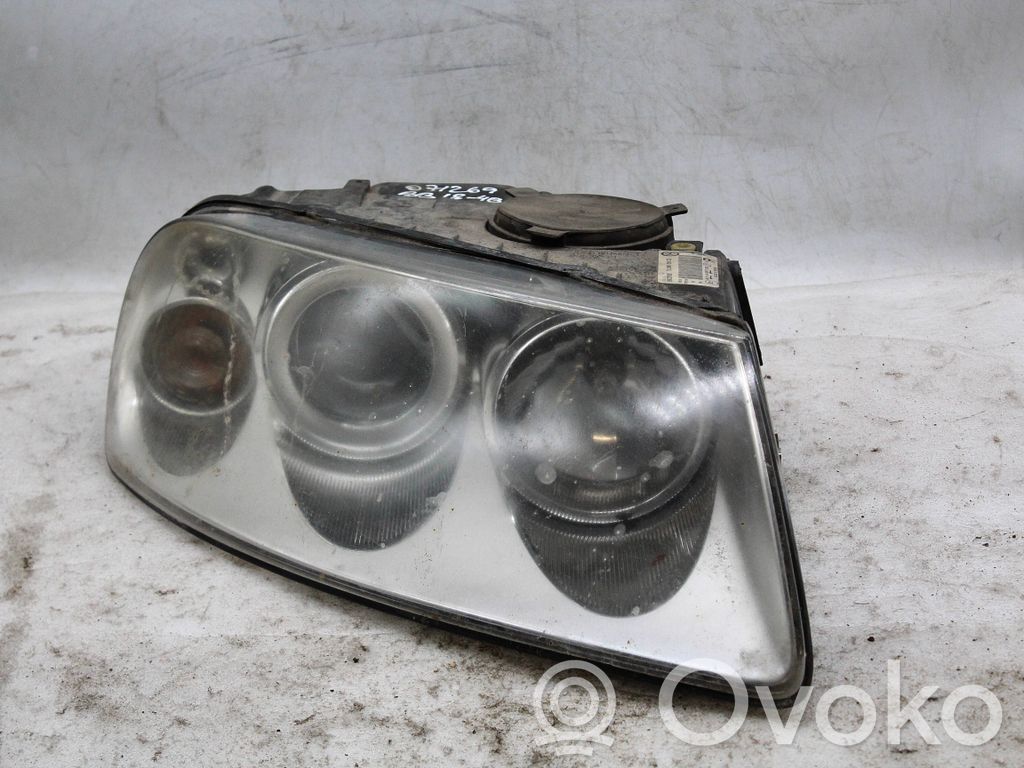 Volkswagen Touareg I Headlight/headlamp 
