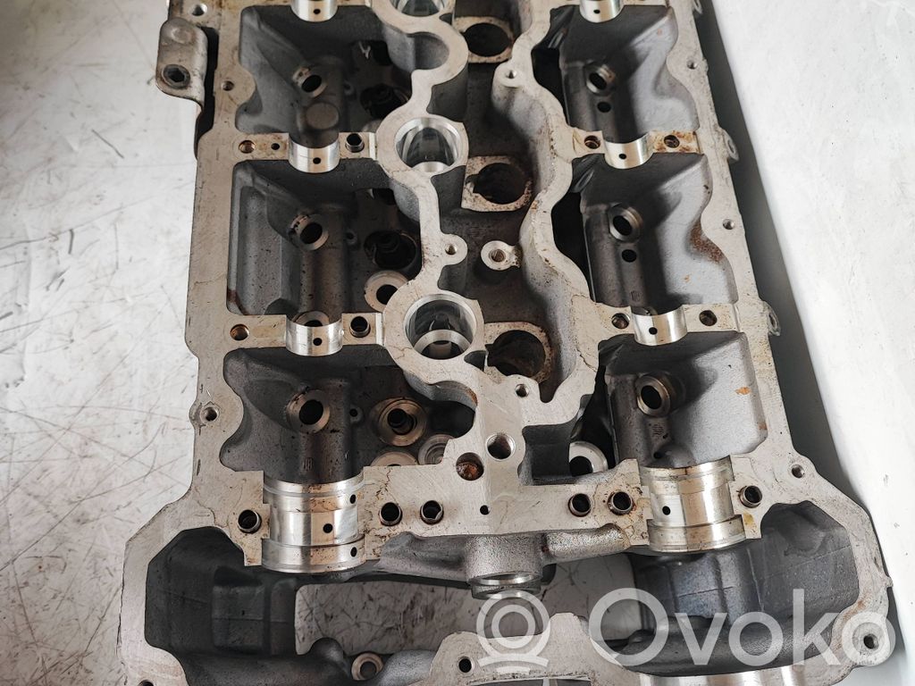 BMW 5 F10 F11 Engine head 