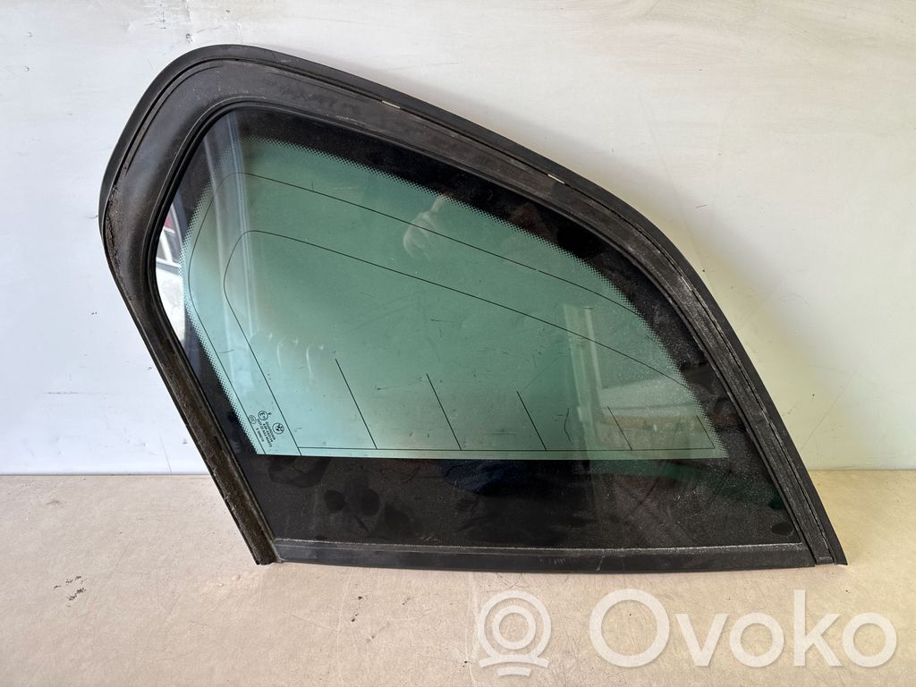 BMW X5 E70 Rear side window 