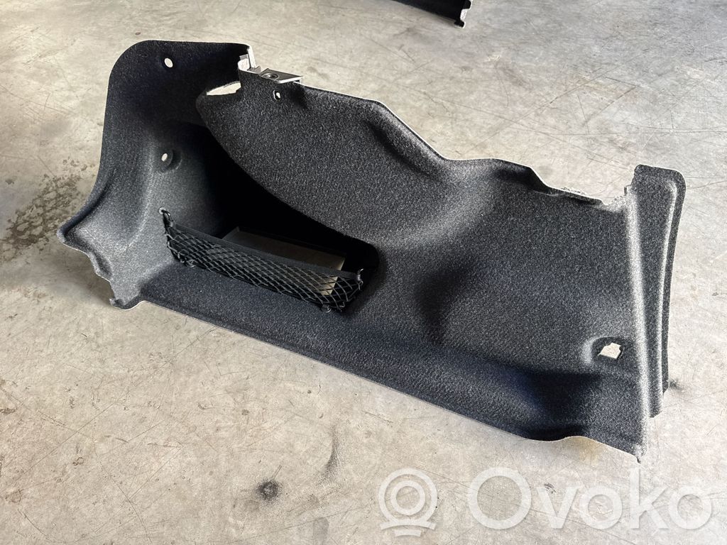 BMW 4 G22 G23 G24 G26 Boczek / Tapicerka / bagażnika 