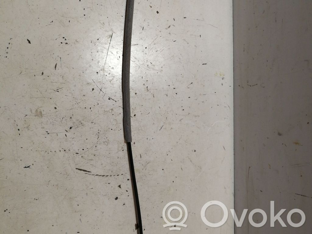 Volvo V70 Línea de cable de puerta trasera 