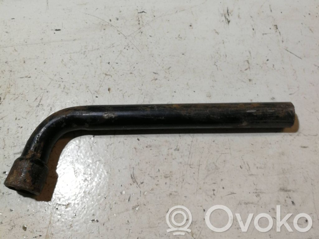 Volvo S40 Llave de tuercas de rueda 