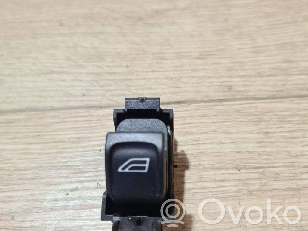 Volvo S80 Electric window control switch 